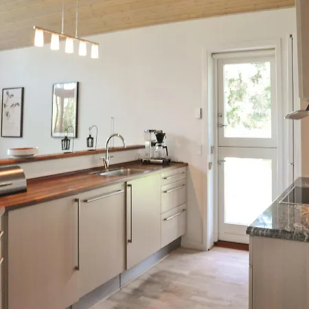 Three-bedroom Holiday In Ferienhaus