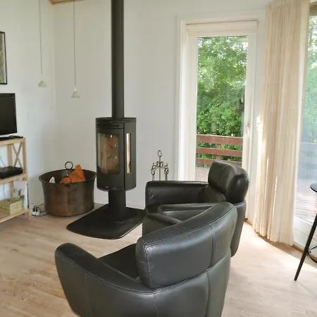 Three-bedroom Holiday In Ferienhaus Martofte